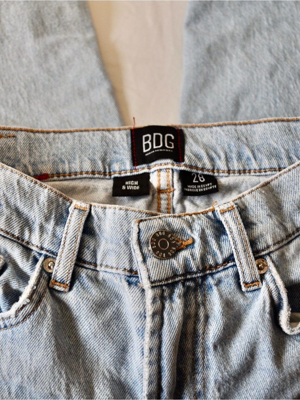 Urban Outfitters BDG Light Blue High & Wide Jeans - Picture 4 of 7